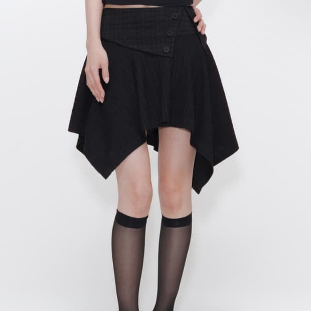 미세키서울 Unbalanced flow mini skirt BLACK