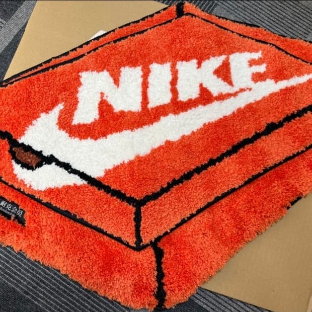 일본 새제품 나이키 한정판 에디션박스러그 매트 인테리어 룸 의자