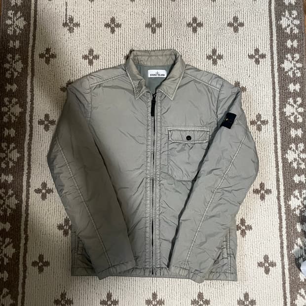 스톤아일랜드 나일론 경량 패딩 자켓