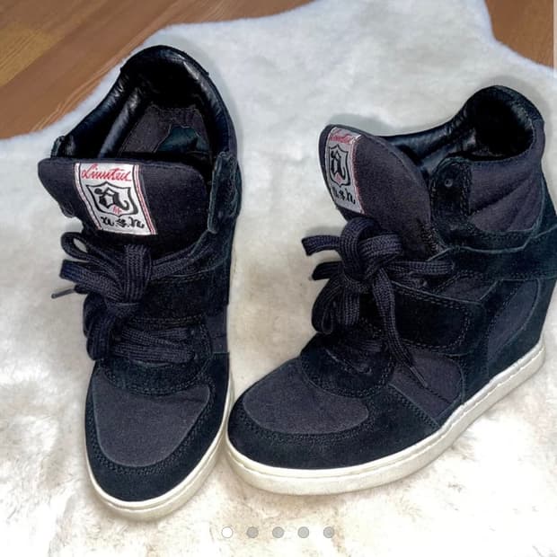 (구매글)아쉬 Ash 웨지 스니커즈 구합니다!