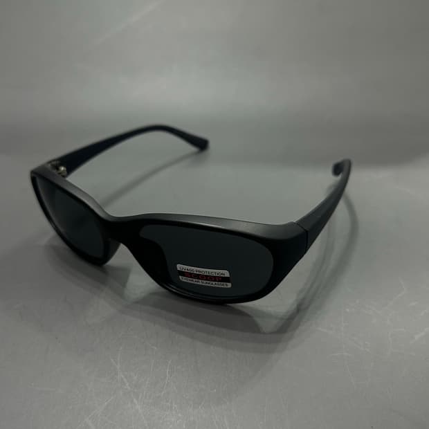 Spot 선글라스 / matt black