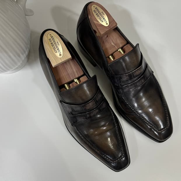 벨루티 가죽 로퍼 악어가죽 트림 