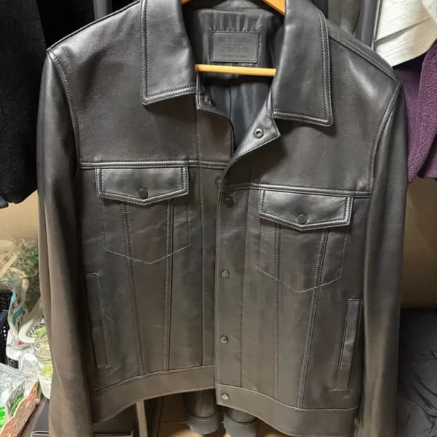 질스튜어트 저스트 트러커 레더 자켓