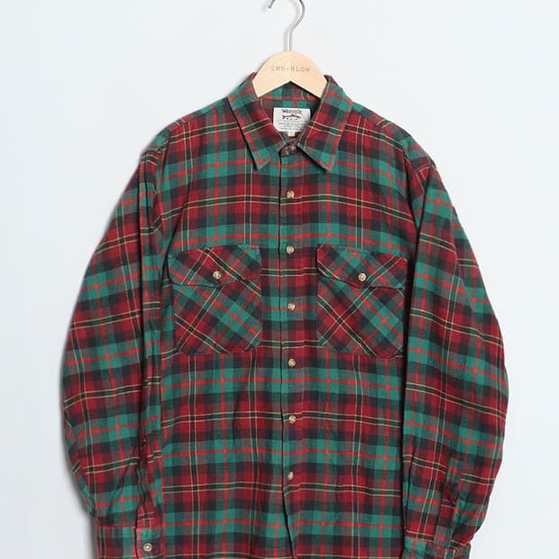 90's Wrangler Flannel Shirts