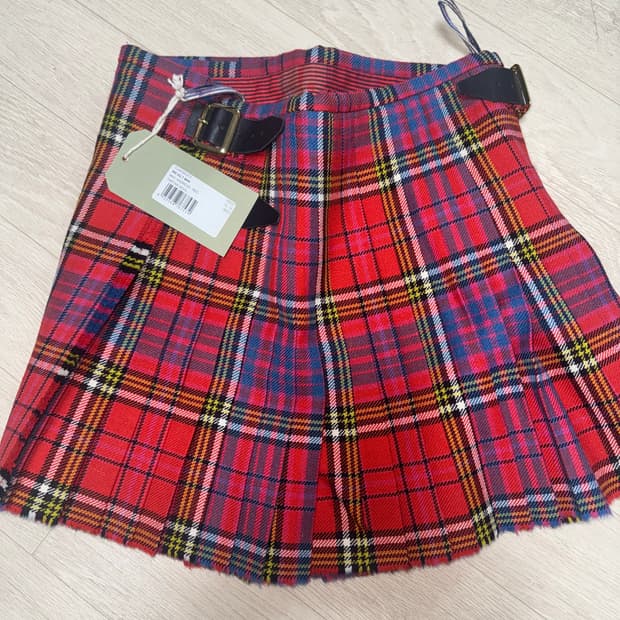 비비안웨스트우드 타탄 체크스커트