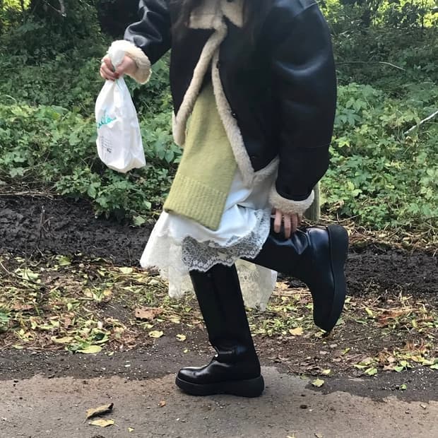 딥뮤즈 양면 무스탕