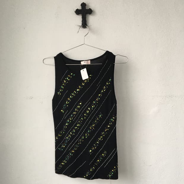  Beads point sleeveless