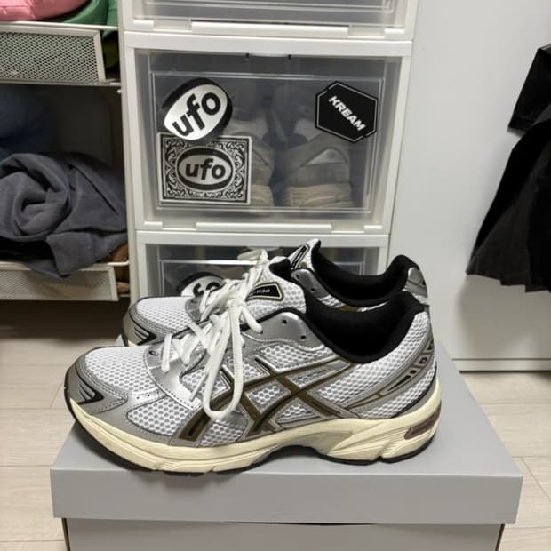 아식스 젤 1130 실버 275