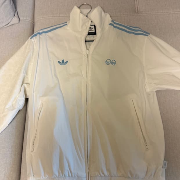 아디다스 크루키드 콜라보 져지