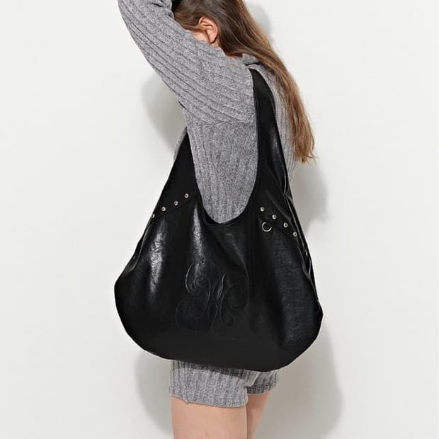 브라이튼 블랙 레더 숄더백