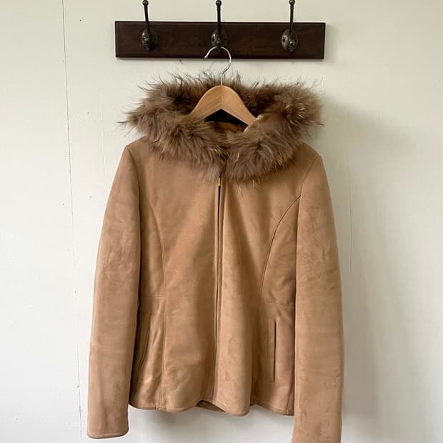 LINE 머스타드 무스탕 퍼 자켓