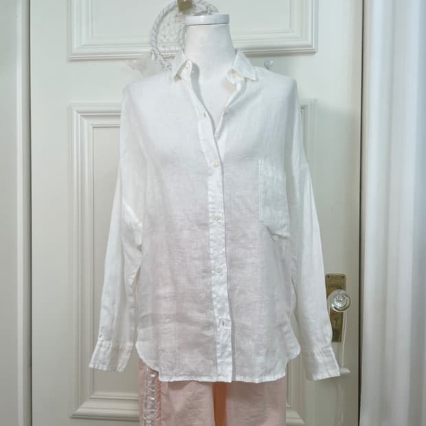 white linen basic pocket point shirt