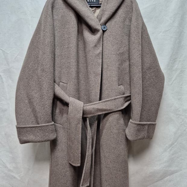 마인 후드 롱코트