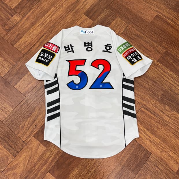100 뉴발란스 KT위즈 밀리터리 어센틱 박병호 마킹 유니폼 