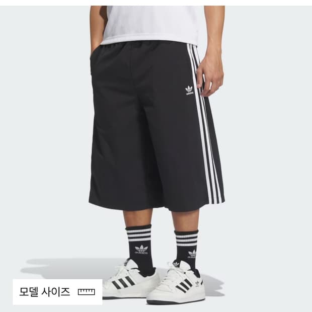 아디다스 카프리 숏팬츠 블랙 L사이즈