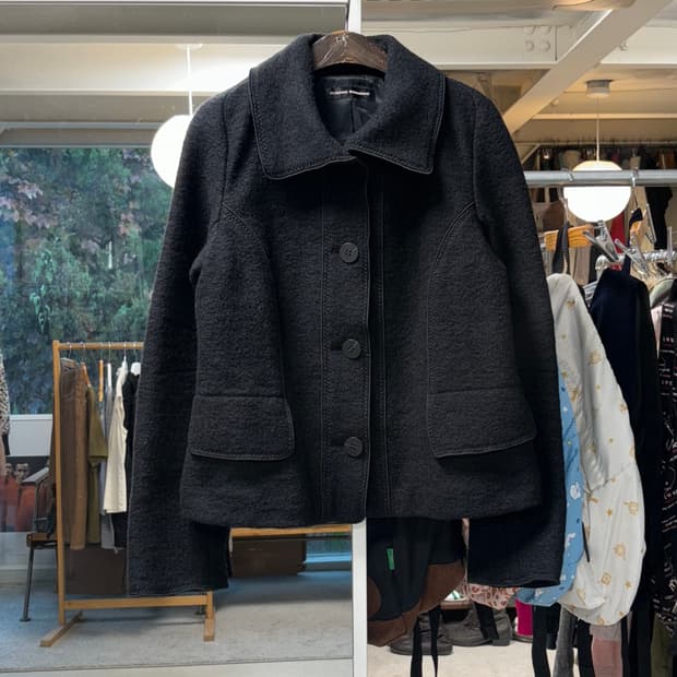 히로코 코시노 울자켓