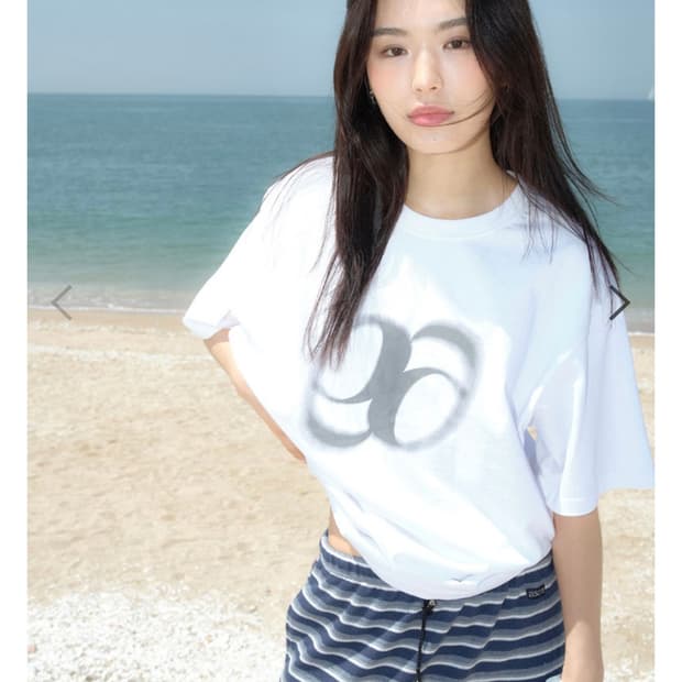 애즈온 홀리데이 오버핏 티셔츠 반팔