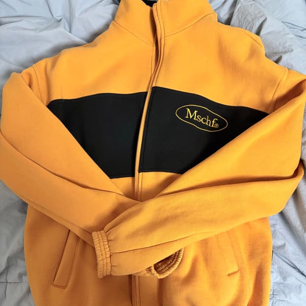 미스치프 플리스집업