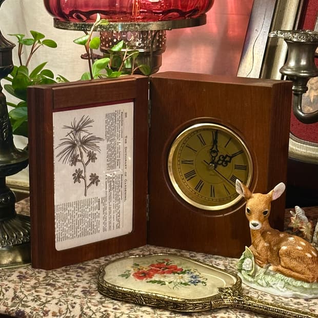 일본 빈티지 월넛 우드 북 커버 디자인 시계 액자