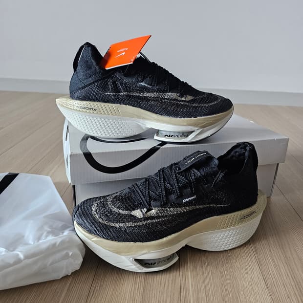 240 새제품 나이키 에어 줌 알파플라이 넥스트% 2 카본 런닝화 러닝화