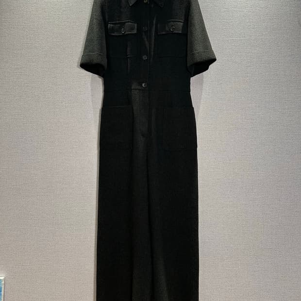 BLOSSOM 블랙 미니멀 셔츠 롱 점프수트