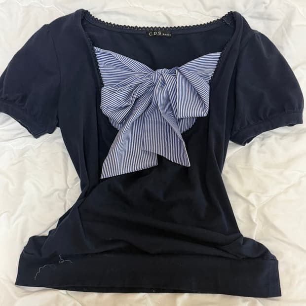 c.d.s basic 블루 스트라이프 리본 로걀탑