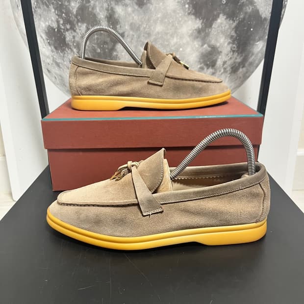 정품 37.5) 로로피아나 썸머 워크 로퍼 235~240