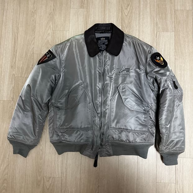 알파인더스트리 빈티지 항공점퍼