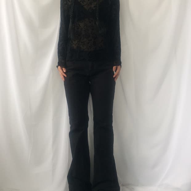Pattern point see through high neck slee