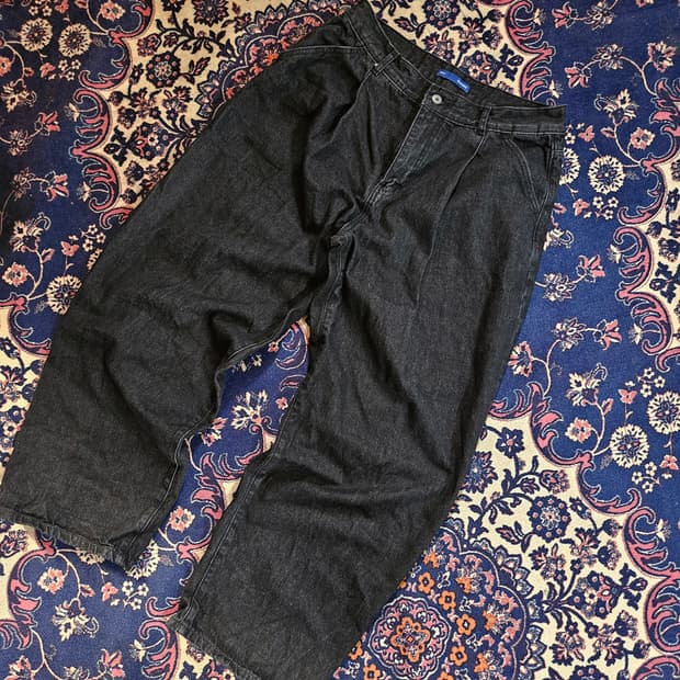 에러스 익셉티드 핀턱 와이드 블랙 데님 팬츠 1 size