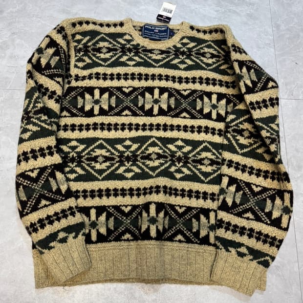 폴로 스포츠 나바호 미사용