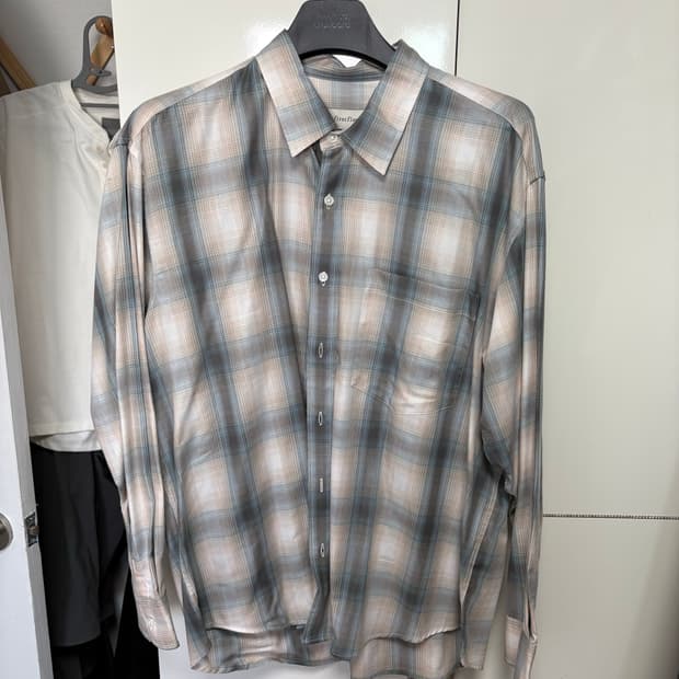 퍼스트 플로어 바닐라 스카이 셔츠 50