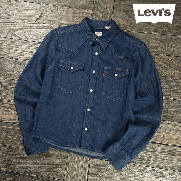 [리바이스] 크롭 커스텀 웨스턴 데님 셔츠 M19143