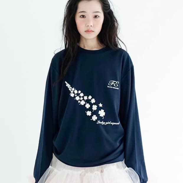 샵페어리 lucky squad long top