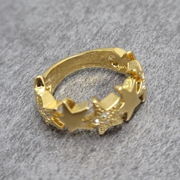 star ring