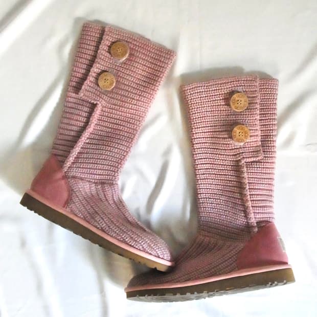 Ugg 어그 베이비 핑크 버튼 부츠 