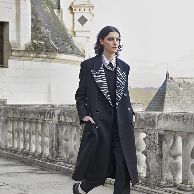 셀린느 21F/W 지브라 카라 오버 코트