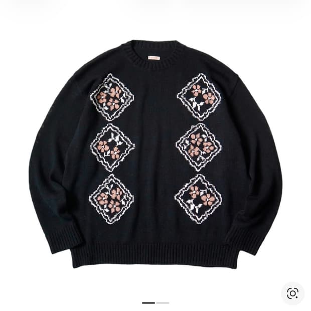 캐피탈 쿠키크루 스웨터 판매합니다