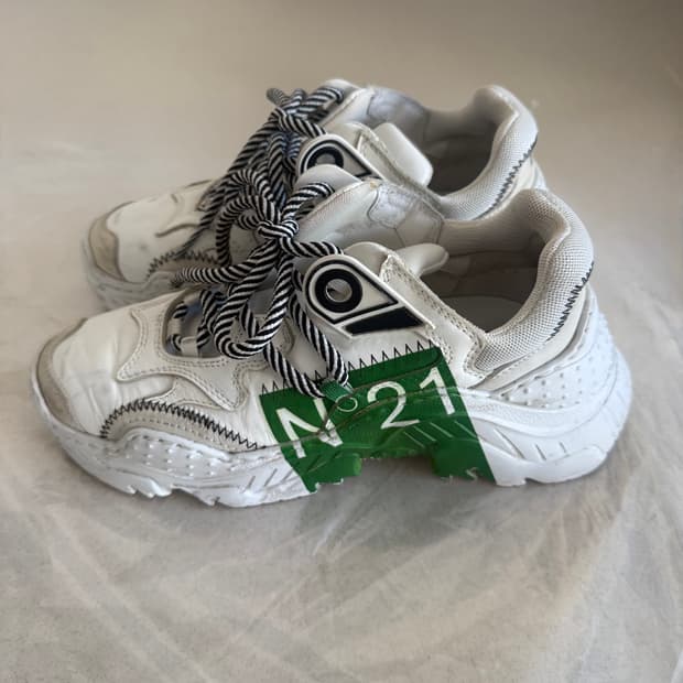 N21 빌리 스니커즈 화이트 36 넘버21 운동화 신발 러닝화 디올