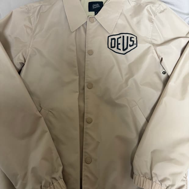 데우스 코치자켓