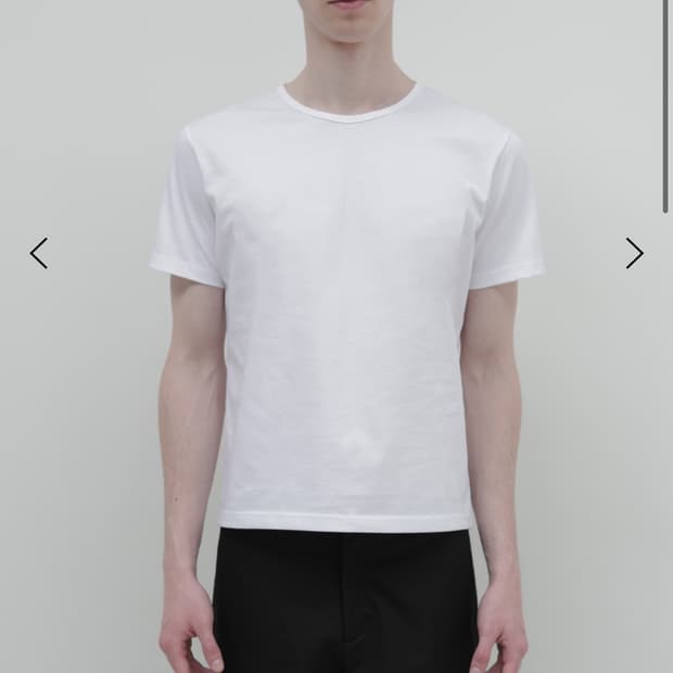 les pin tshirts white 48size 구합니다