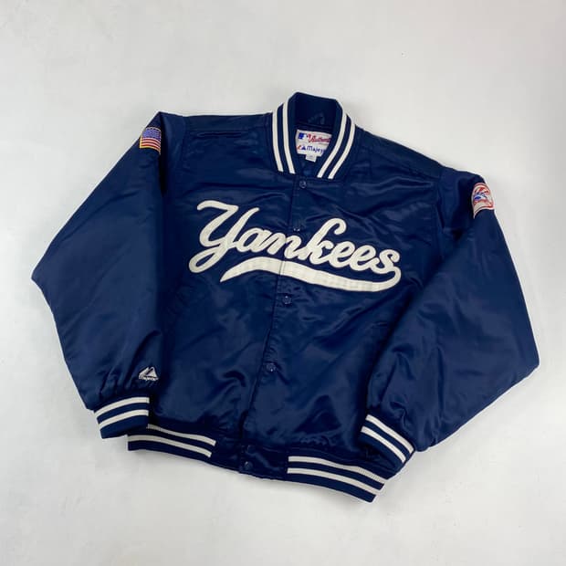 마제스틱 MLB 뉴욕 양키스 자수 빅로고 네이비 바시티 점퍼 (103)