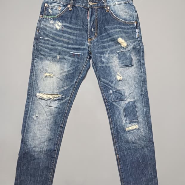 [32] 디스퀘어드2 더티페인티드 슬림진 청바지