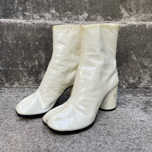 [36] Maison Margiela Patent Leather 타비부츠