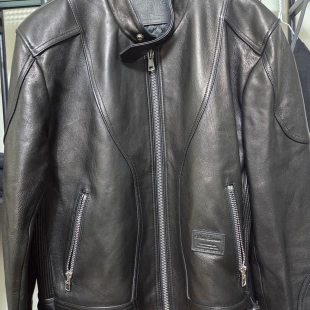 느와르라르메스 블랙라벨 버서커48