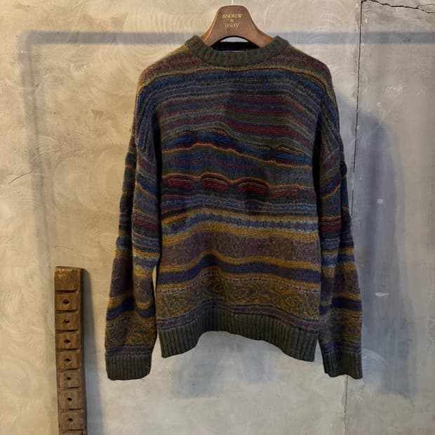 이브생로랑 패턴 니트 100