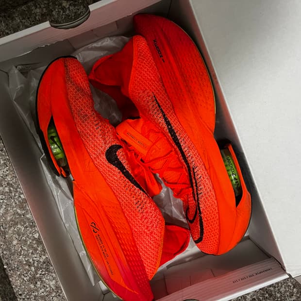 나이키 에어 줌 알파플라이 넥스트% 2 토탈 오렌지 런닝화 275
