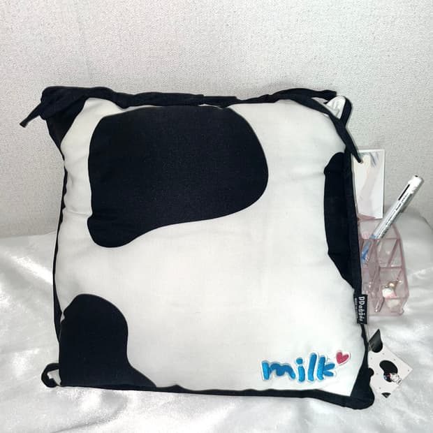 고전 젖소 쿠션