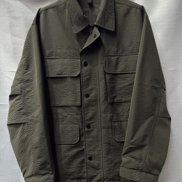 커스텀멜로우 22시즌 시어서커 필드 카키자켓 95(L)