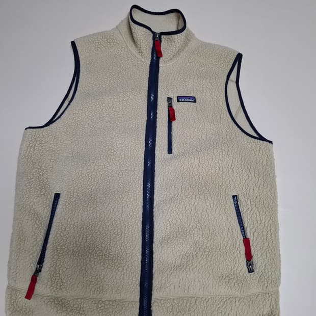 L 파타고니아 레트로 파일 베스트 아이보리